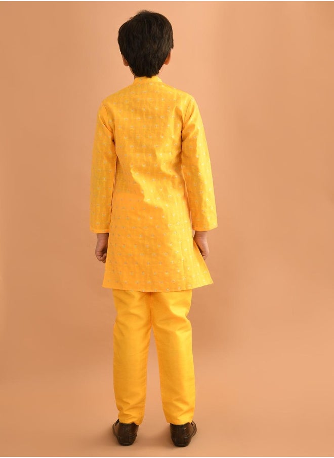 Kurta Pajama Set