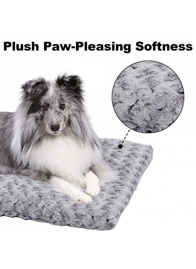 MidWest Homes for Pets Plush Pet Bed | Ombré Swirl & Cat Bed | Gray 17L x 11W x 1.5H - Inches for Toy Dog Breeds, 40618-SGB, 18-Inch
