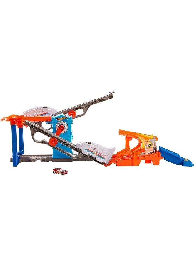 Hot Wheels City Stunt Train Express With Stunting Trains For Kids 4 To 8 Years Old