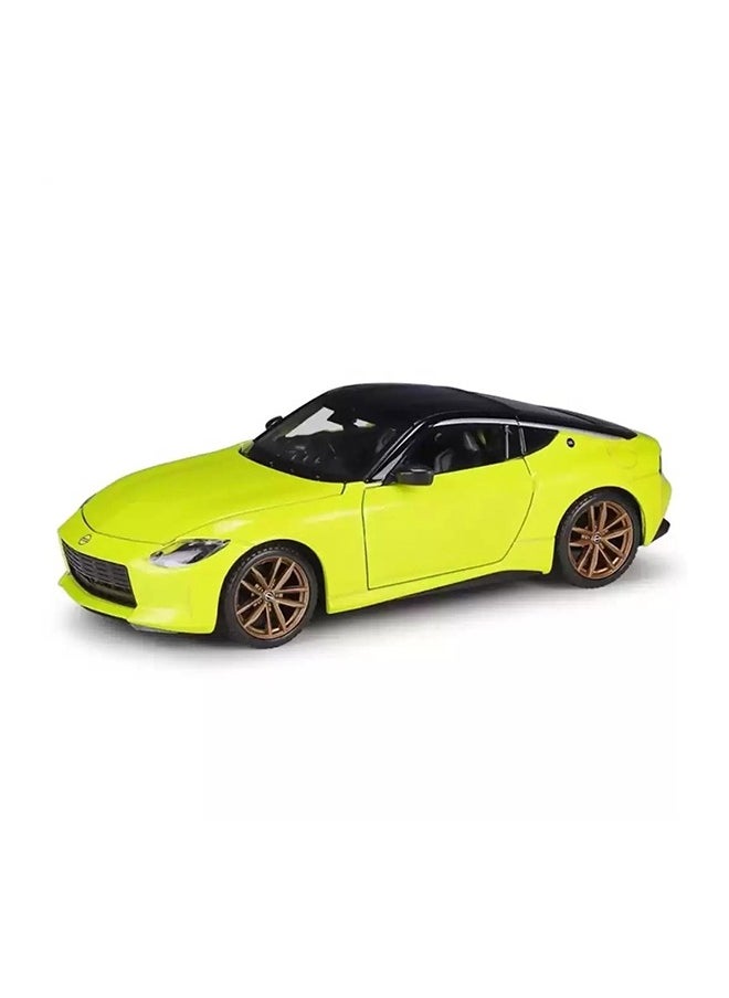 1:24 Sp. Ed. (B) - 2023 Nissan Z Met Yellow/Black Officially Licensed Scaled Replicas of Collectible Diecast Metal Models with Exquisite Interior & Exterior Detailing for All Ages