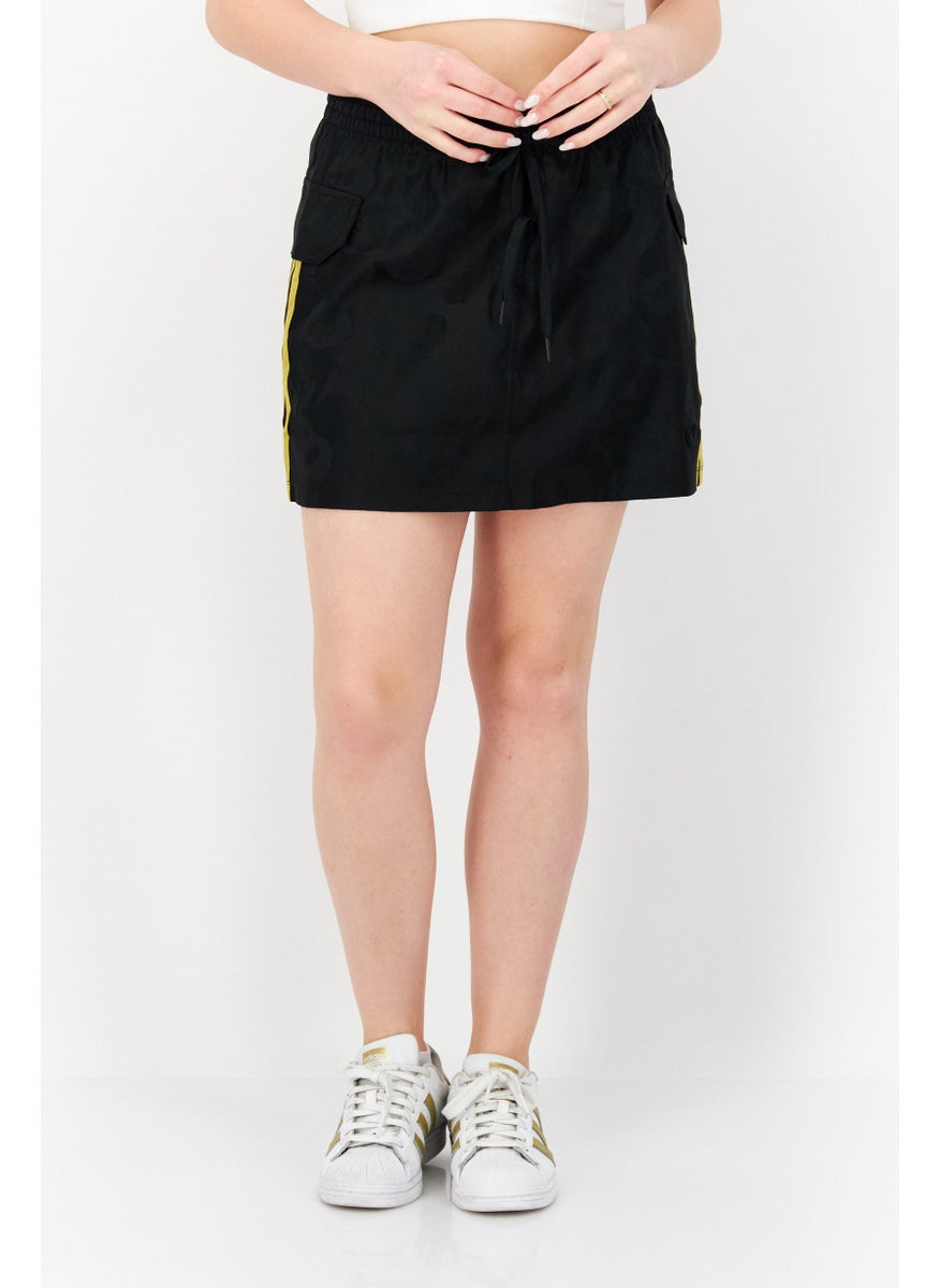 Women Sportwear Fit Training Skirt, Black/Gold