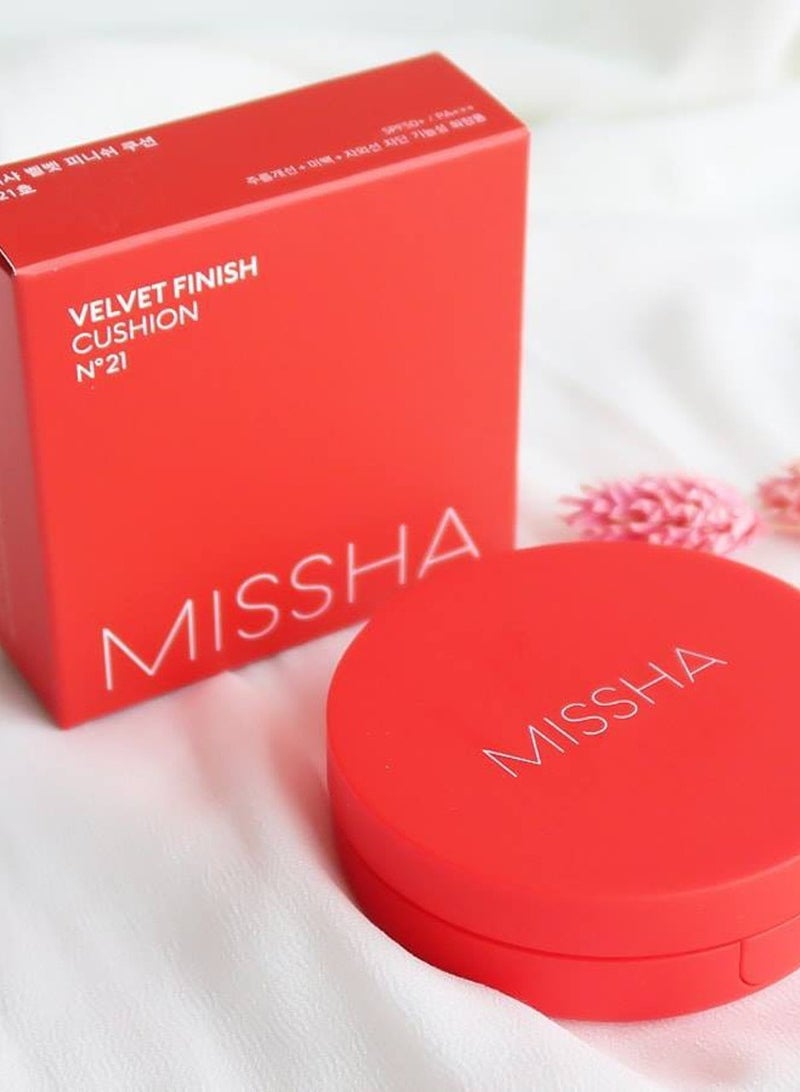 Velvet Finish Cushion SPF50+/PA+++ (No.21) No. 21: Neutral Light Beige