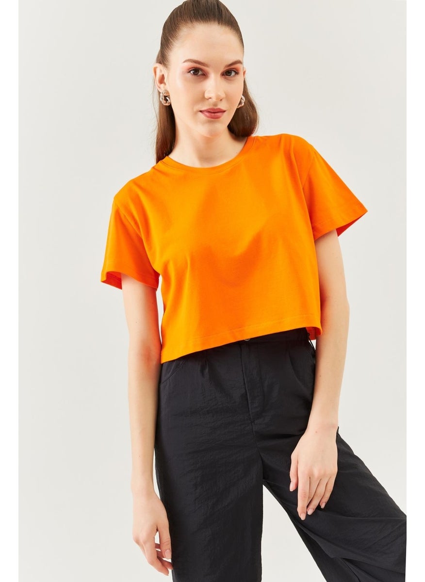 Turuncu Oversize Rahat Pamuklu Penye Bisiklet Yaka Kısa Kol Basic Crop T-Shirt