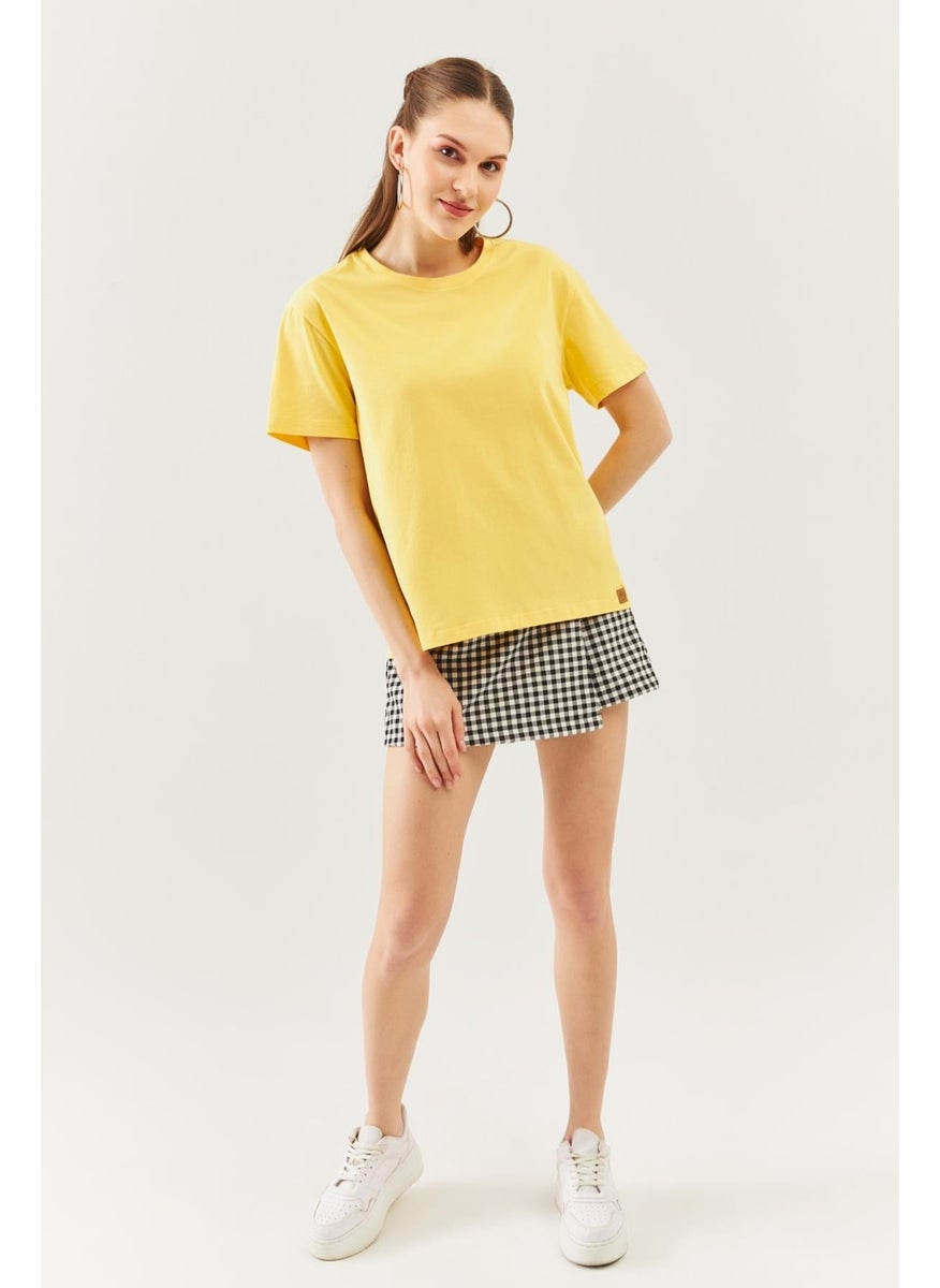 Yellow Oversize Comfortable Cotton Combed Crew Neck Short Sleeve Basic T-Shirt
