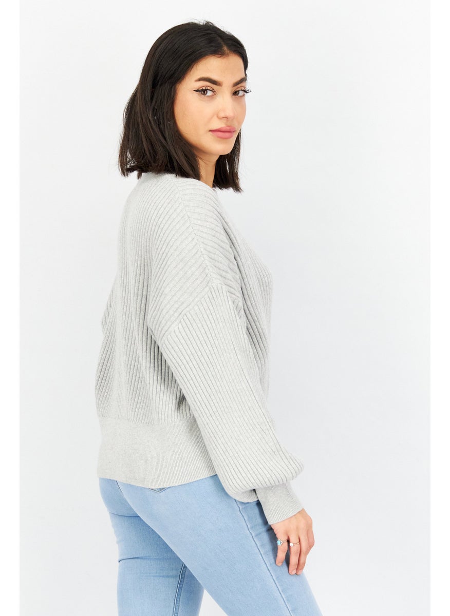 Women Crew Neck Knitted Sweater, Light Grey