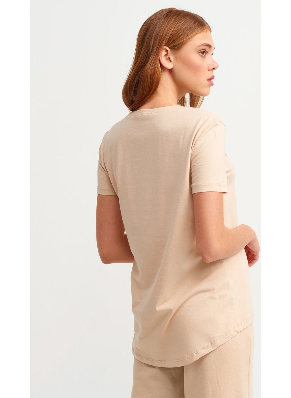 3471 Crew Neck Basic T-Shirt-Beige