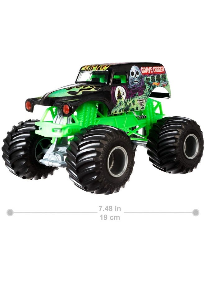 Monster Jam Grave Digger Die-Cast Vehicle, 1:24 Scale, Black And Green