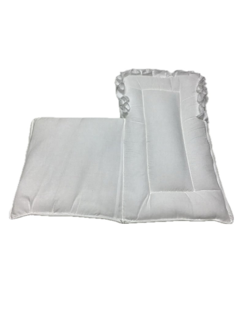 Baby sleeping Bag with attractive design from Sweet Baby.