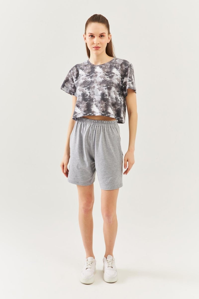 Batik Gray Oversize Comfortable Cotton Combed Crew Neck Short Sleeve Basic Crop T-Shirt