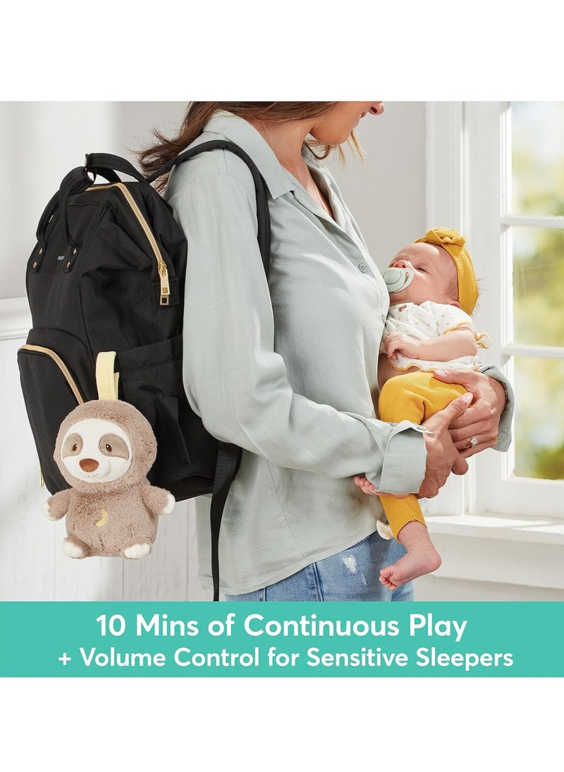 Gund On The Go Sloth Soother