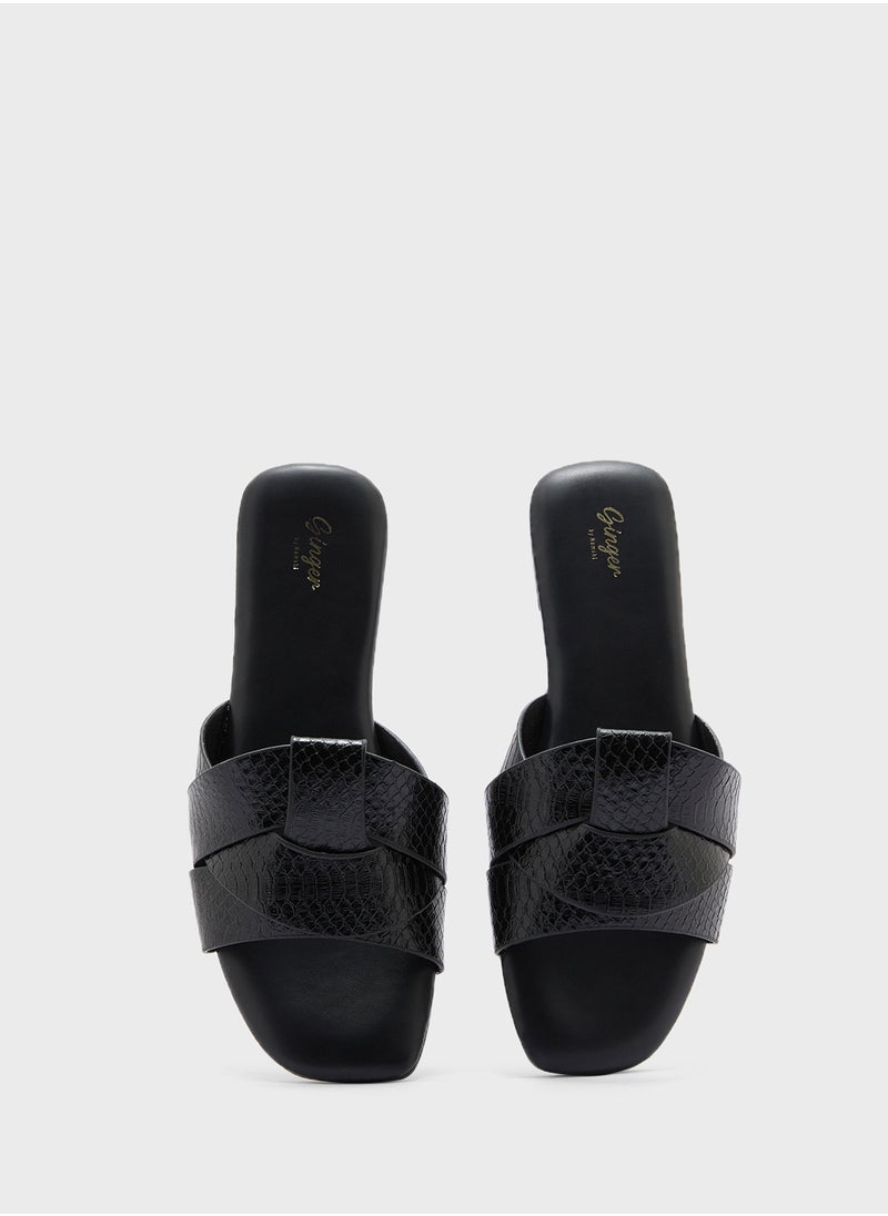 Animal Print Twisted Pattern Flat Sandal