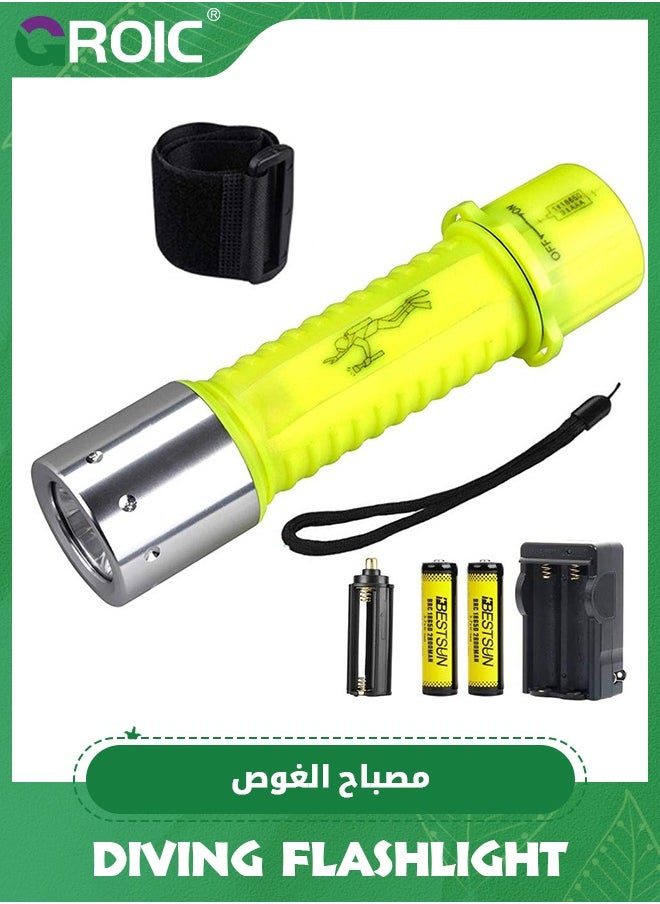 Dive Flashlight Scuba Diving Flashlight 5000LM, IP68 Waterproof Flashlight, 3 Modes Underwater Lights with Power Indicator, Snorkeling Light with Rechargeable Battery for Night Diving