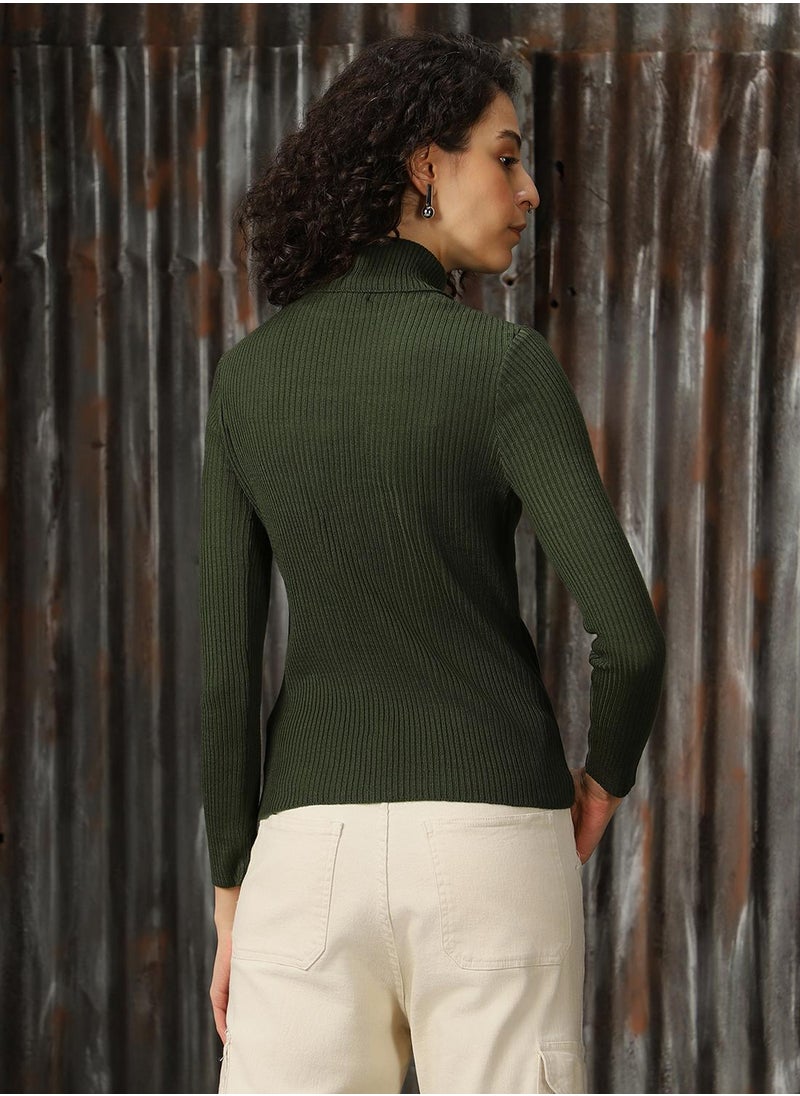 Women's Dark Green 100% Acrylic Solid Regular Fit Sweater