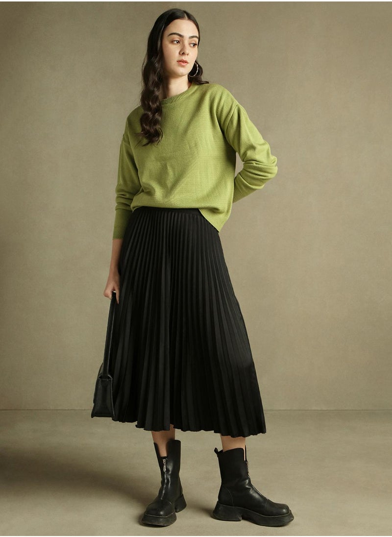 Women's Apple Green 100% Acrylic Solid Regular Fit Sweater