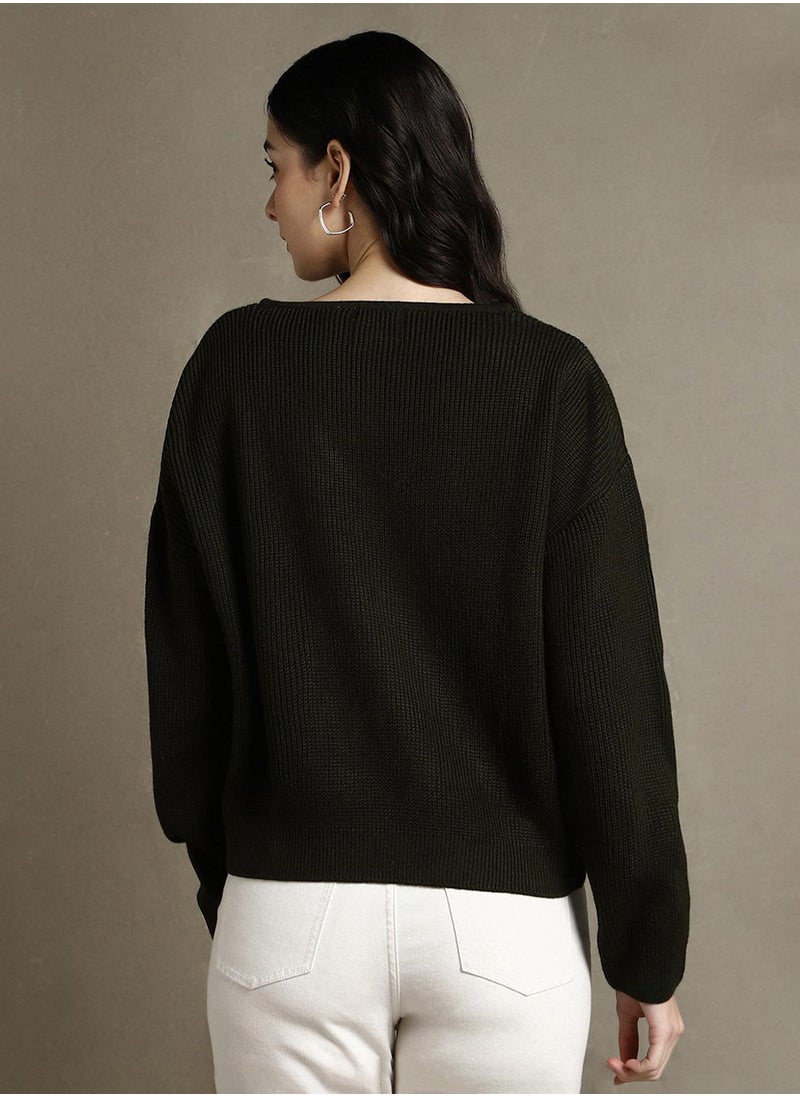 Women's Olive 100% Acrylic Solid Regular Fit Sweater