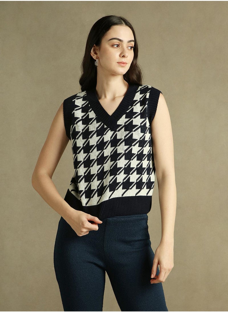 Women's Navy 100% Acrylic Textured Regular Fit Sweater