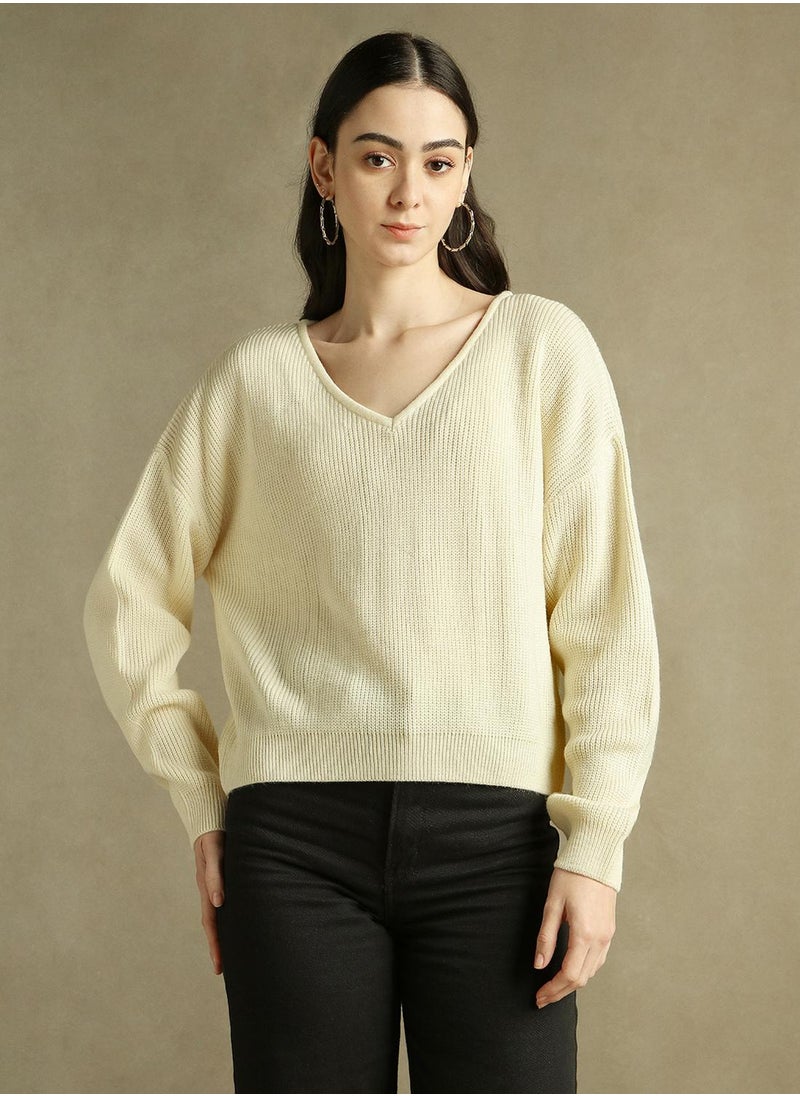 Women's Off White 100% Acrylic Solid Regular Fit Sweater