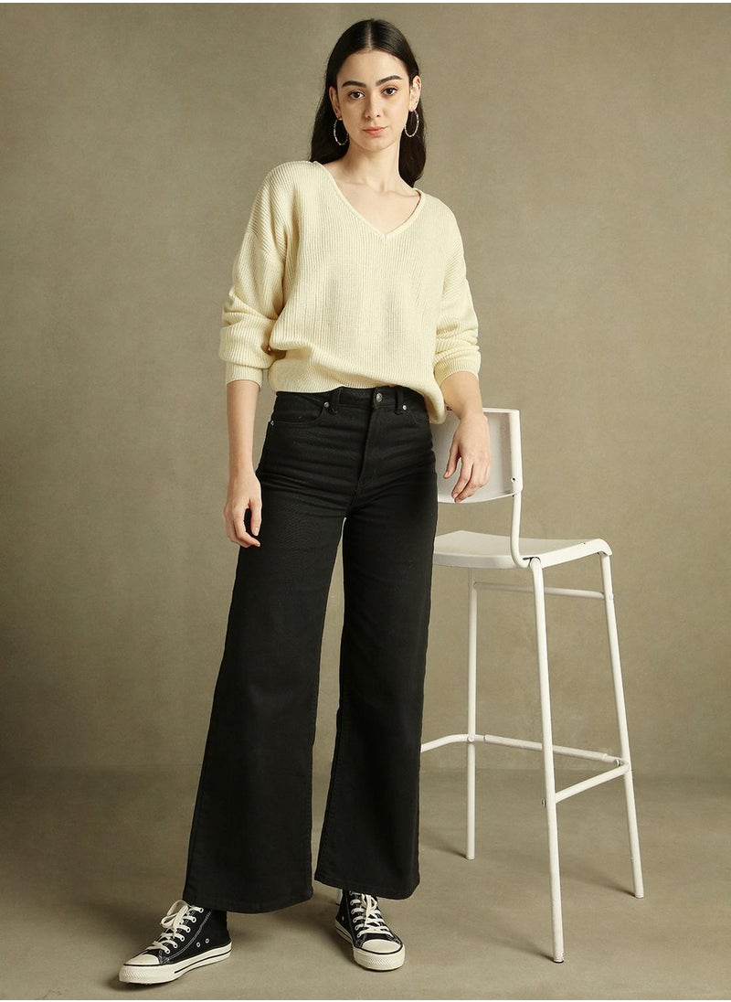 Women's Off White 100% Acrylic Solid Regular Fit Sweater