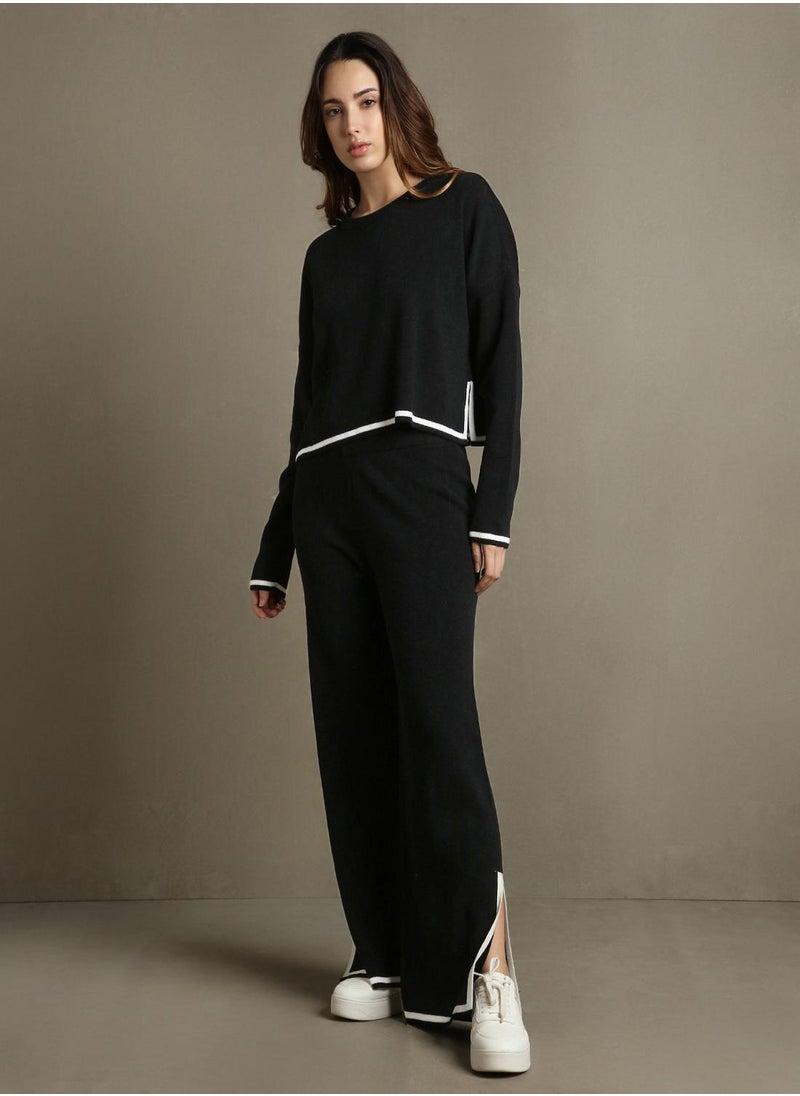 Women's Black 100% Acrylic Solid Regular Fit Sweater