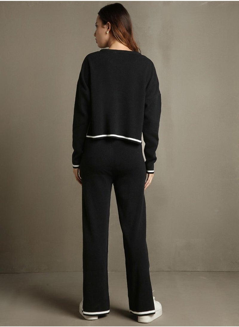 Women's Black 100% Acrylic Solid Regular Fit Sweater