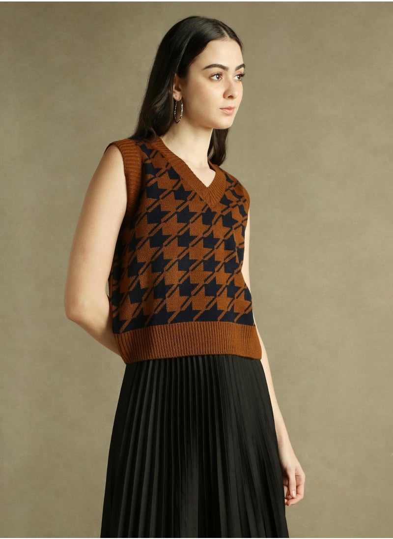 Women's Brown 100% Acrylic Textured Regular Fit Sweater