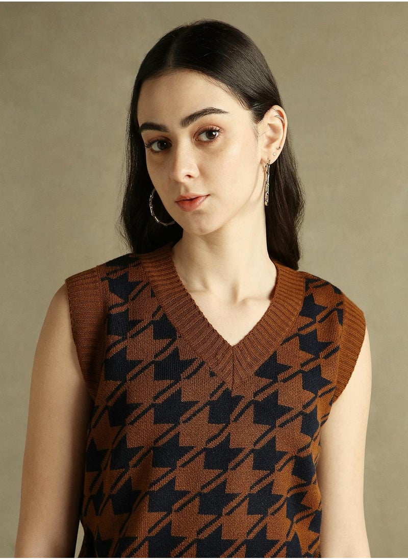Women's Brown 100% Acrylic Textured Regular Fit Sweater
