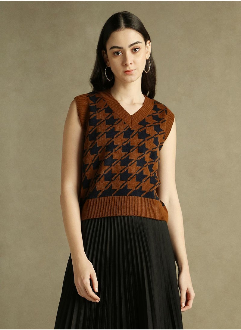 Women's Brown 100% Acrylic Textured Regular Fit Sweater