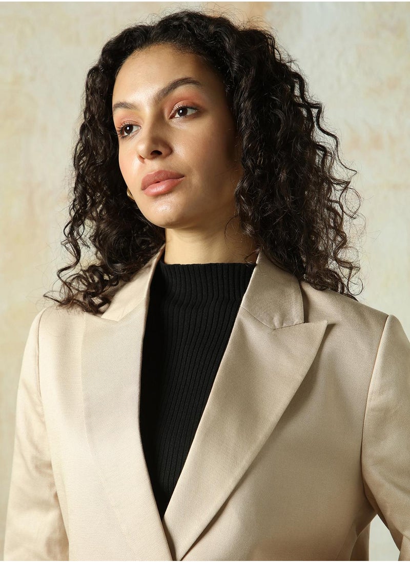 Women's Doe Skin Polyester Blend Solid Tailored Fit Blazer