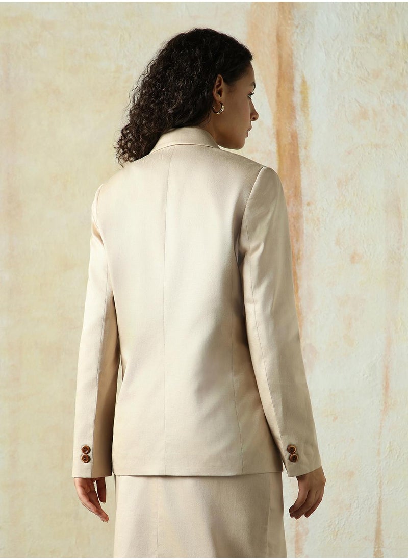 Women's Doe Skin Polyester Blend Solid Tailored Fit Blazer