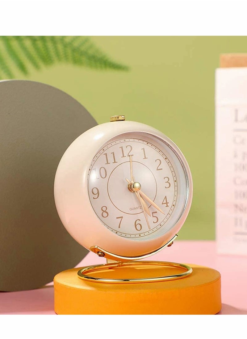 Quiet Alarm Clock For Heavy Sleepers Modern Digital Table Clock with Daylight Sensor and Snooze Button