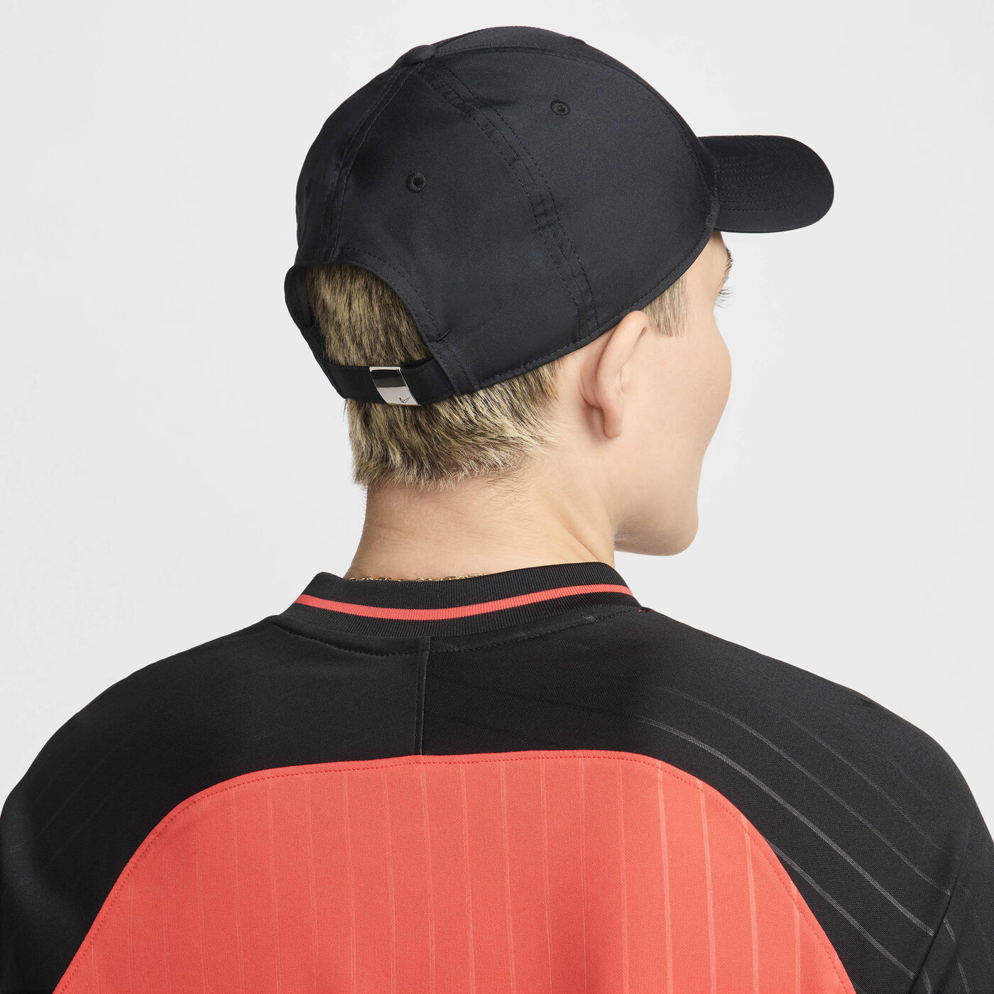 Club Structured Metal Swoosh Cap