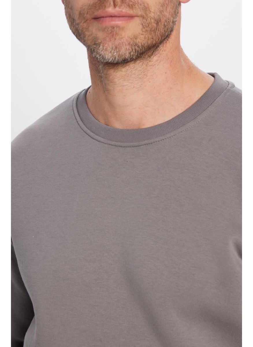 Relax Fit Comfortable Cut Cotton Soft Textured Polar Fleece Basic Gray Crew Neck Sweatshirt