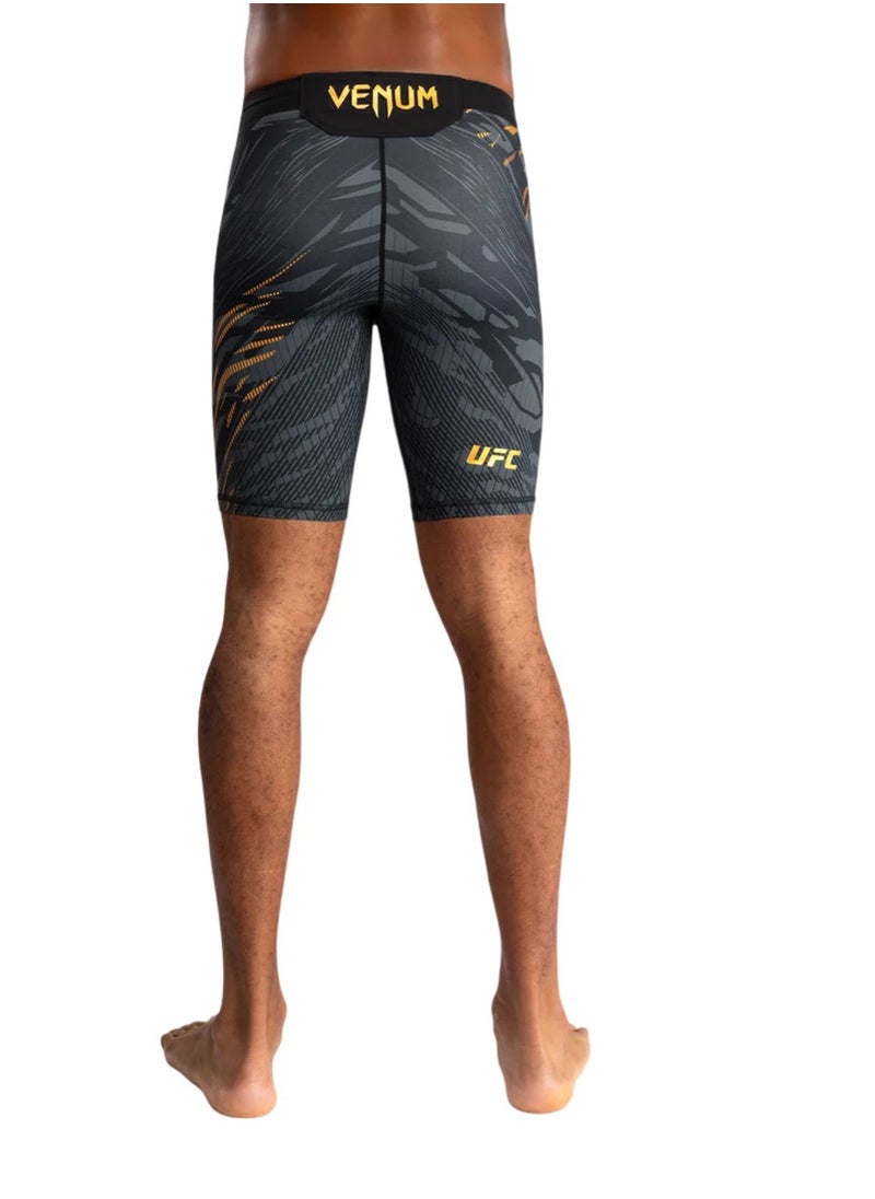 UFC FUSION BY VENUM AUTHENTIC FIGHT NIGHT VALE TUDO SHORTS BLACK/GOLD