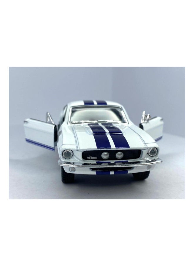 KiNSMART 1967 Ford Shelby Mustang GT500 White 1:38 Scale 5 Inch Die Cast Model Toy Race Car w/Pullback Action