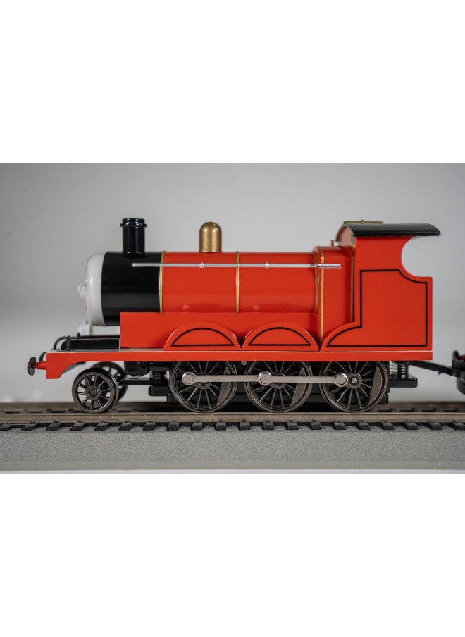 Bachmann Trains - THOMAS & FRIENDS JAMES THE RED ENGINE w/Moving Eyes - HO Scale,unisex-children