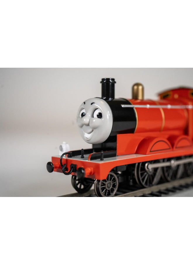 Bachmann Trains - THOMAS & FRIENDS JAMES THE RED ENGINE w/Moving Eyes - HO Scale,unisex-children