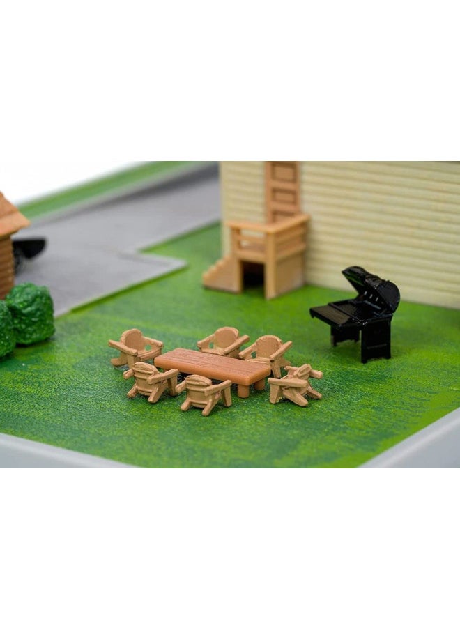 Jada Toys Fast & Furious Nano Hollywood Rides Dom Toretto's House Display Diorama with Two 1.65