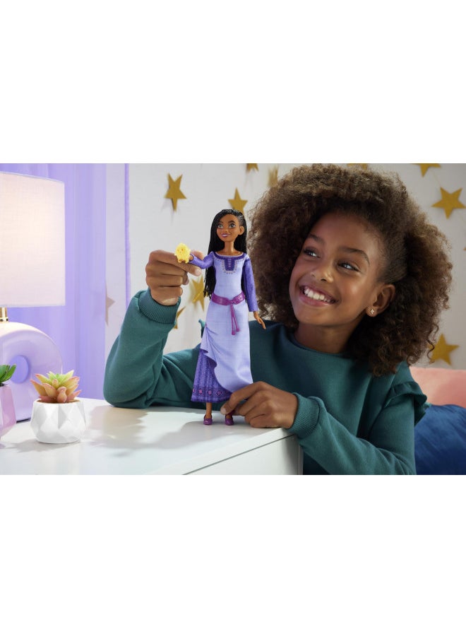 Mattel Disney Wish Singing Asha of Rosas Fashion Doll & Star Figure, Posable with Removable Outfit, Sings This Wish in English