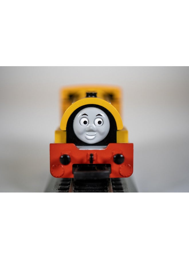 Bachmann Trains Thomas And Friends Bill Engine With Moving Eyes , Yellow