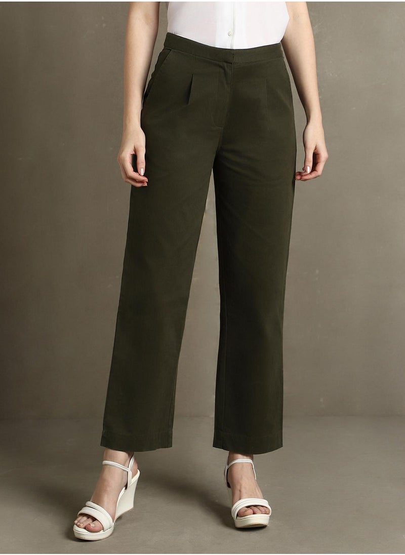 Women's Olive Cotton Blend Solid Full Length Chinos Straight Fit Trouser
