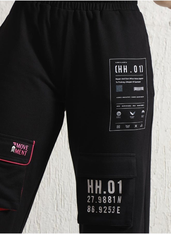 Women's Black Cotton Blend Printed Full Length Cargo Regular Fit Trouser
