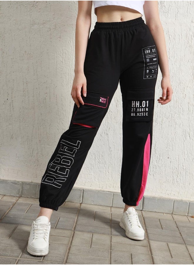 Women's Black Cotton Blend Printed Full Length Cargo Regular Fit Trouser