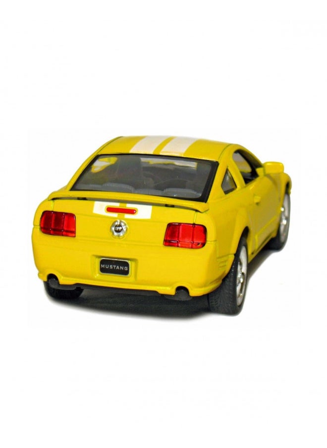 KiNSMART 2006 Ford Mustang GT Hardtop 1/38 Scale Diecast Car (Yellow)