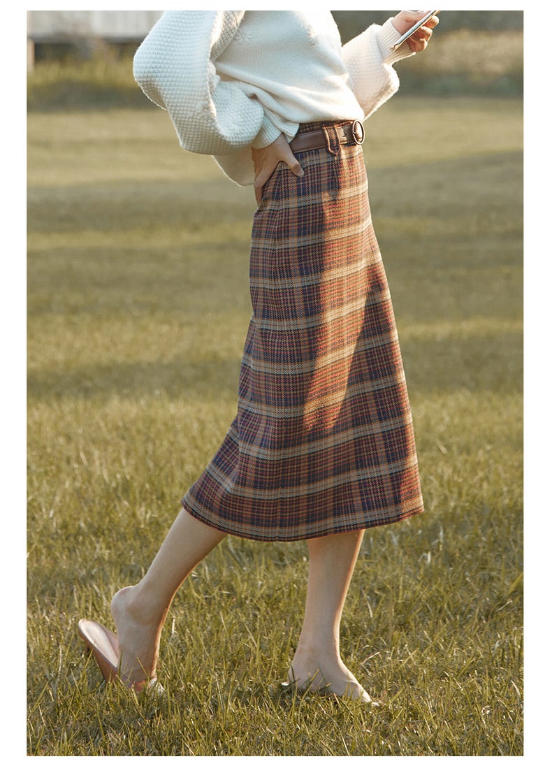 Soilighter Vintage Plaid Midi Skirt Autumn Winter 2023 Red brown plaid with belt