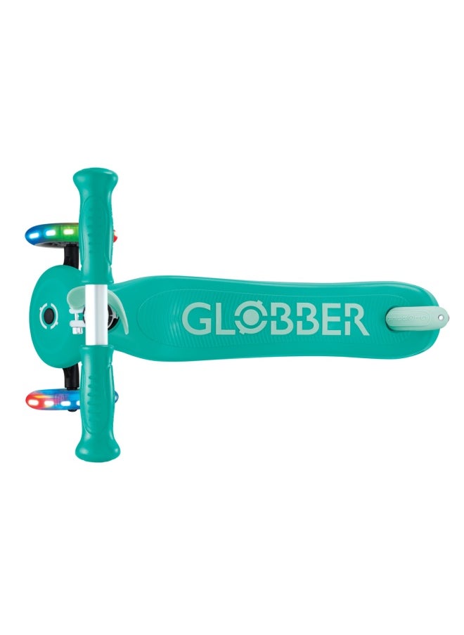 Globber Primo Plus Lights 3-wheel Kick Scooter in Emerald Green