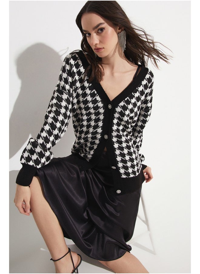 June Houndstooth Patterned Stoned Cardigan Black - White