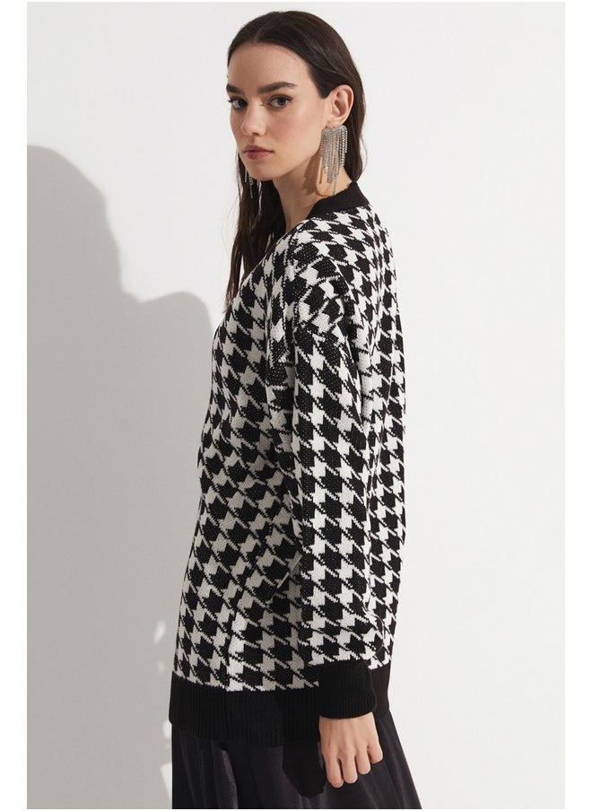 June Houndstooth Patterned Stoned Cardigan Black - White