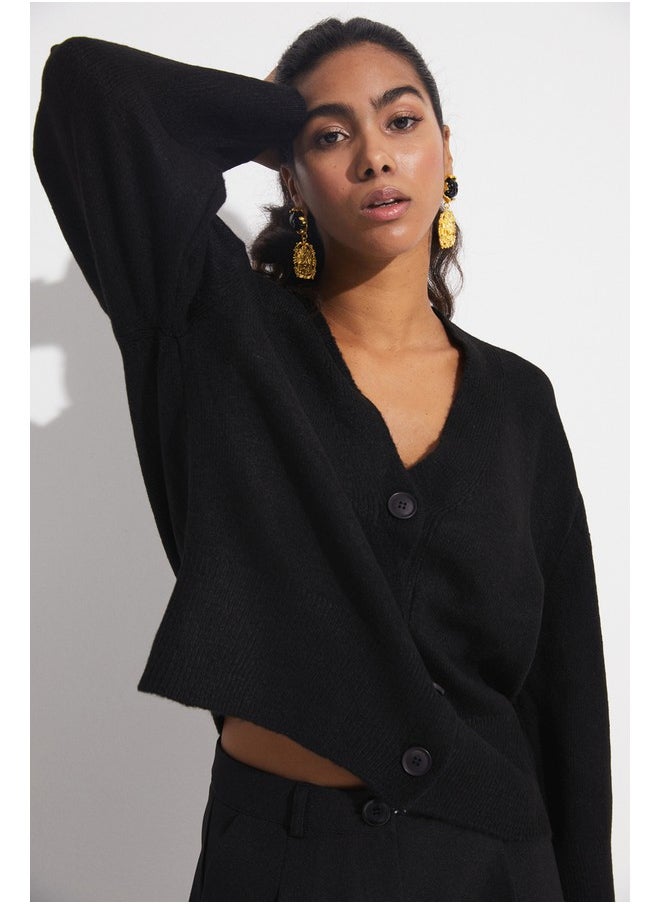 June V-Neck Cardigan Black