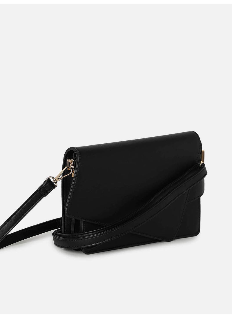Quirky Line Clutch