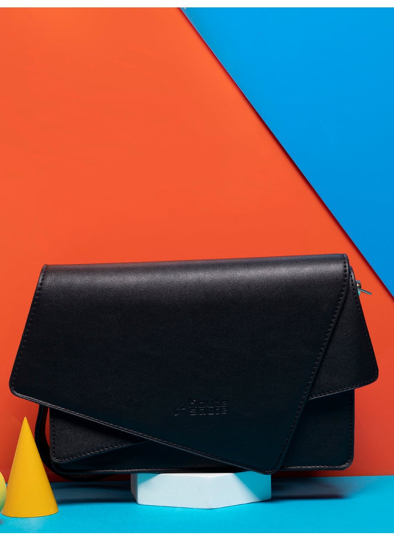 Quirky Line Clutch